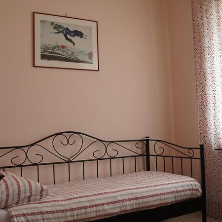 Banchette D'Ivrea Il Piccione Viaggiatore חדר תמונה